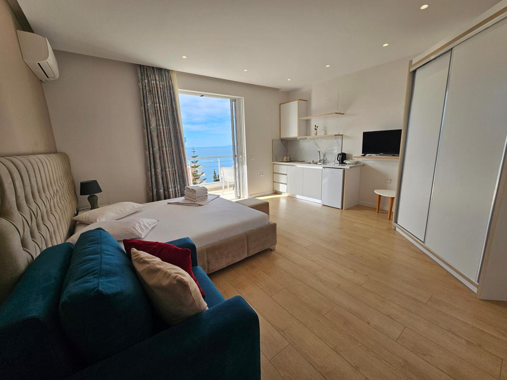 Dani'S Apartments Sarandë Esterno foto